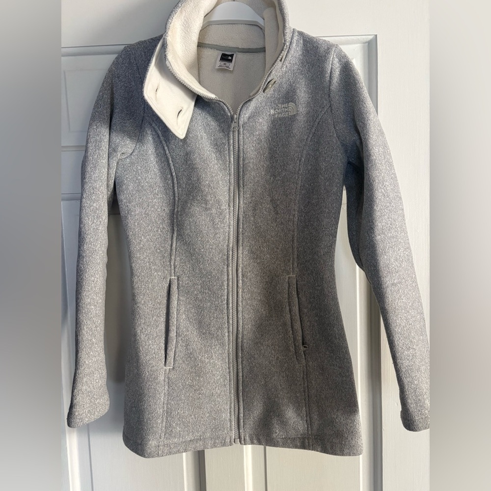 The North Face Women’s Light Gray Fleece Zip Jacket